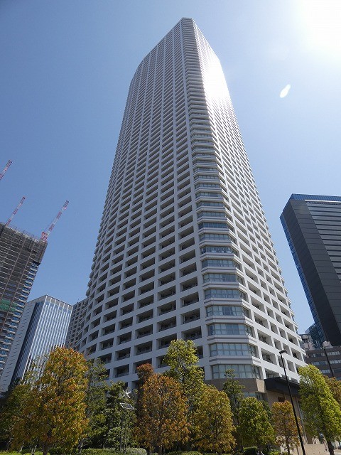 ザ・パークハウス西新宿タワー60の建物写真メイン1